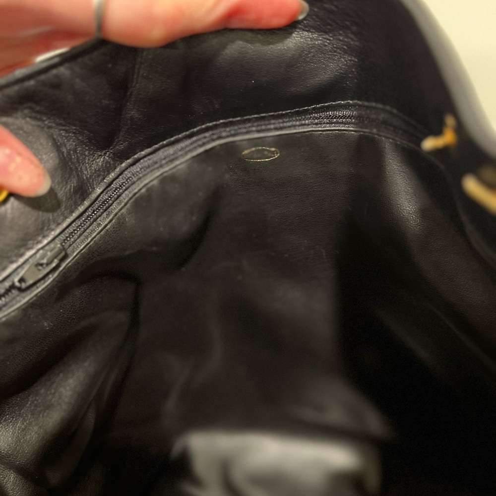 Chanel vintage tote - Picture 6 of 11